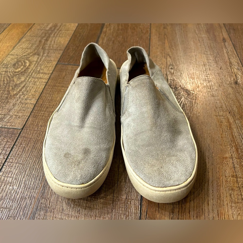 Gray Steve Madden shoes. Size 7.